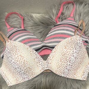 Victoria’s Secret Lot of 2 Leopard and Striped Women's Bra Set size 34C
